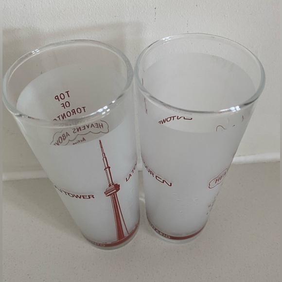 CN Tower Souvenir Highball Glass x 2 Frosted "Top Of Toronto" "Heavens Above" - Picture 5 of 6